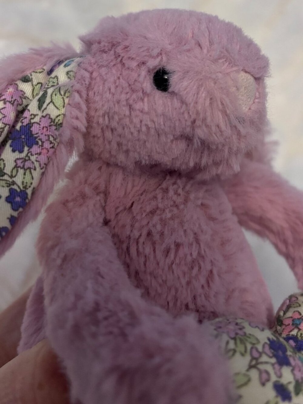 Jellycat Blossom Heart Bunny in Tulip Pink - Picture 7 of 8
